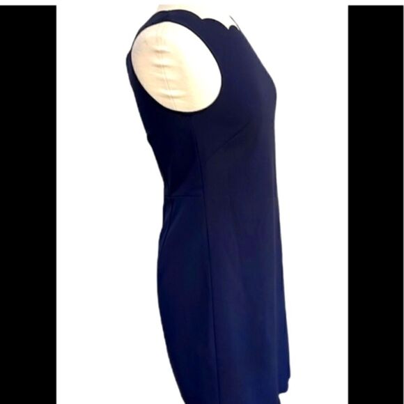 J CREW Scalloped Navy Sheath Sleeveless Dress Sz 0 - Picture 6 of 11